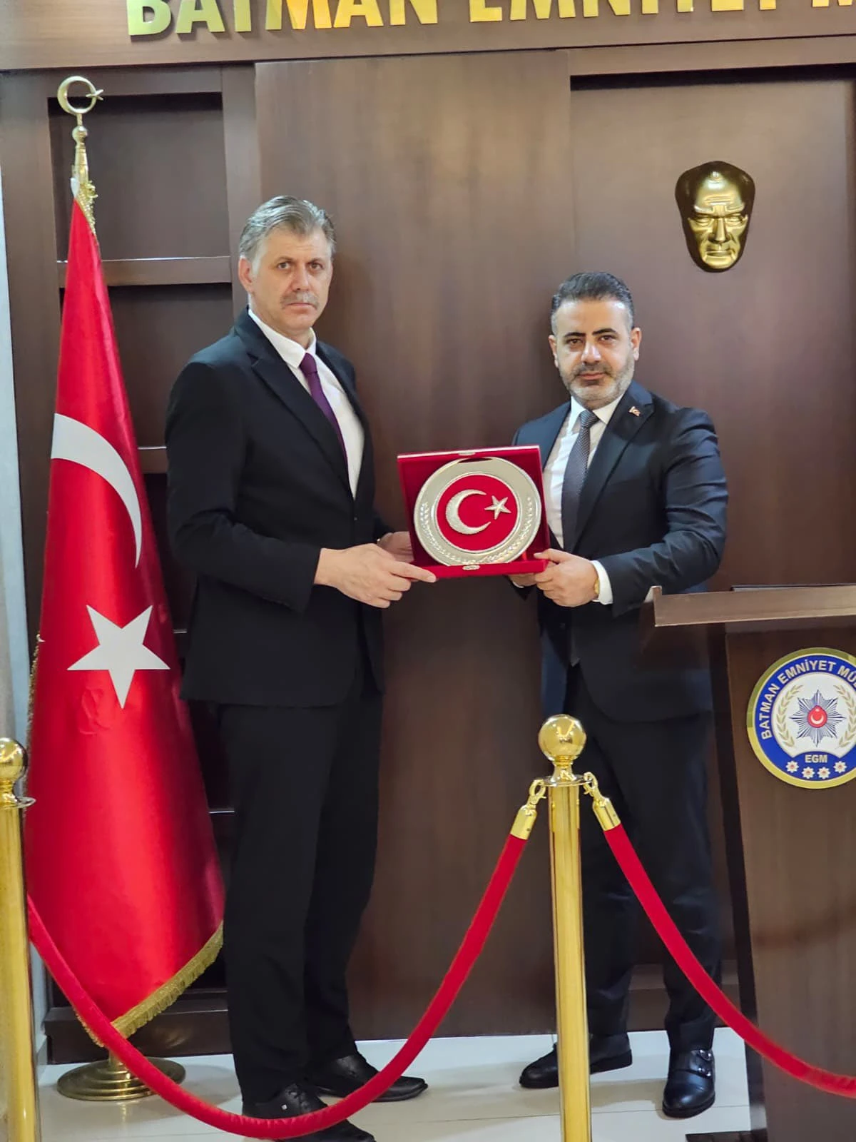 MHP Batman&rsquo;dan İl Emniyet M&uuml;d&uuml;r&uuml; Atay&rsquo;a Hayırlı Olsun Ziyareti