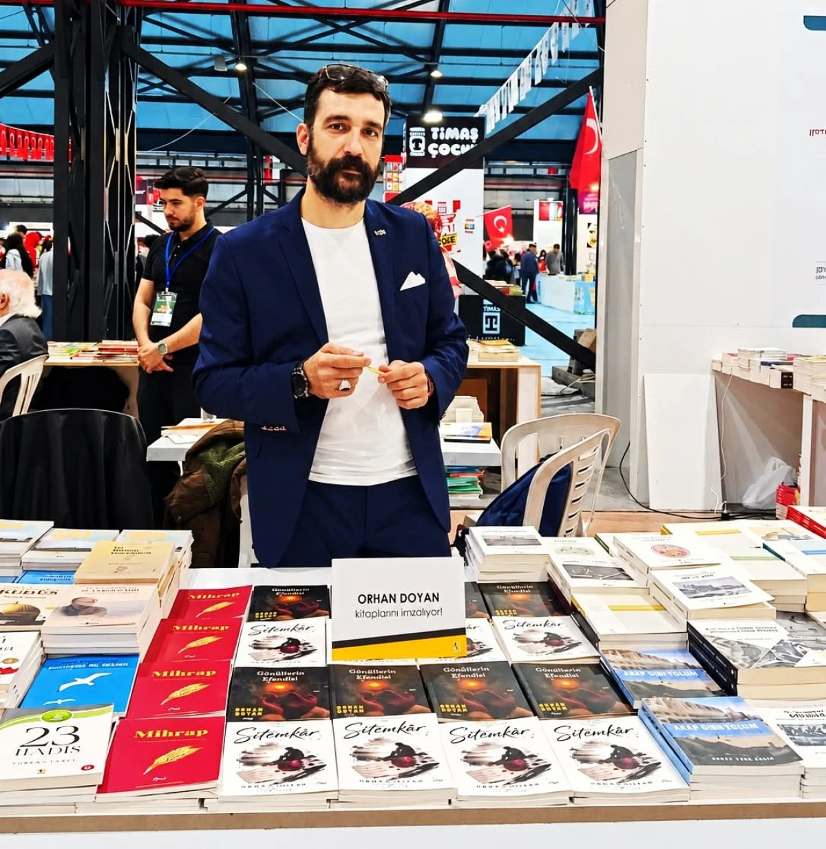 ŞAİR VE YAZAR ORHAN DOYAN, İKİ ŞİİR KİTABIYLA MALATYA KİTAP FUARI'NDA