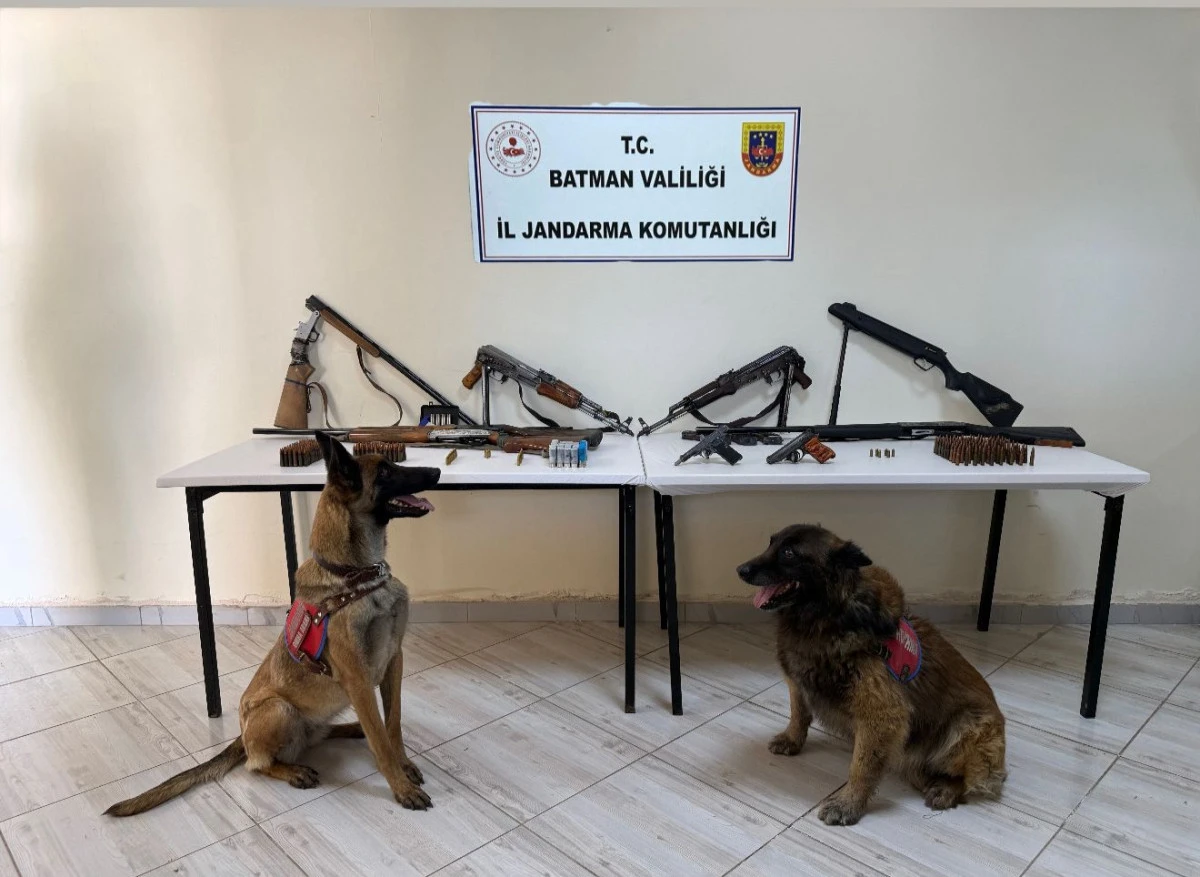 Sason&rsquo;da ka&ccedil;ak silahlar ele ge&ccedil;irildi, 2 kişi tutuklandı