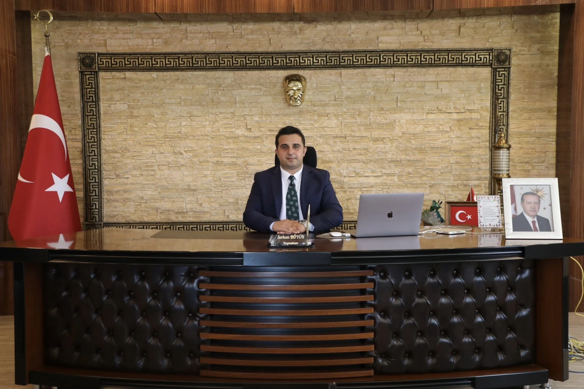 Serkan B&ouml;y&uuml;k g&ouml;revine başladı