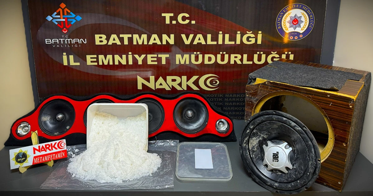 SES SİSTEMİ İ&Ccedil;ERİSİNDE UYUŞTURUCU SEVKİYATI NARKOTİK K&Ouml;PEĞİNE TAKILDI