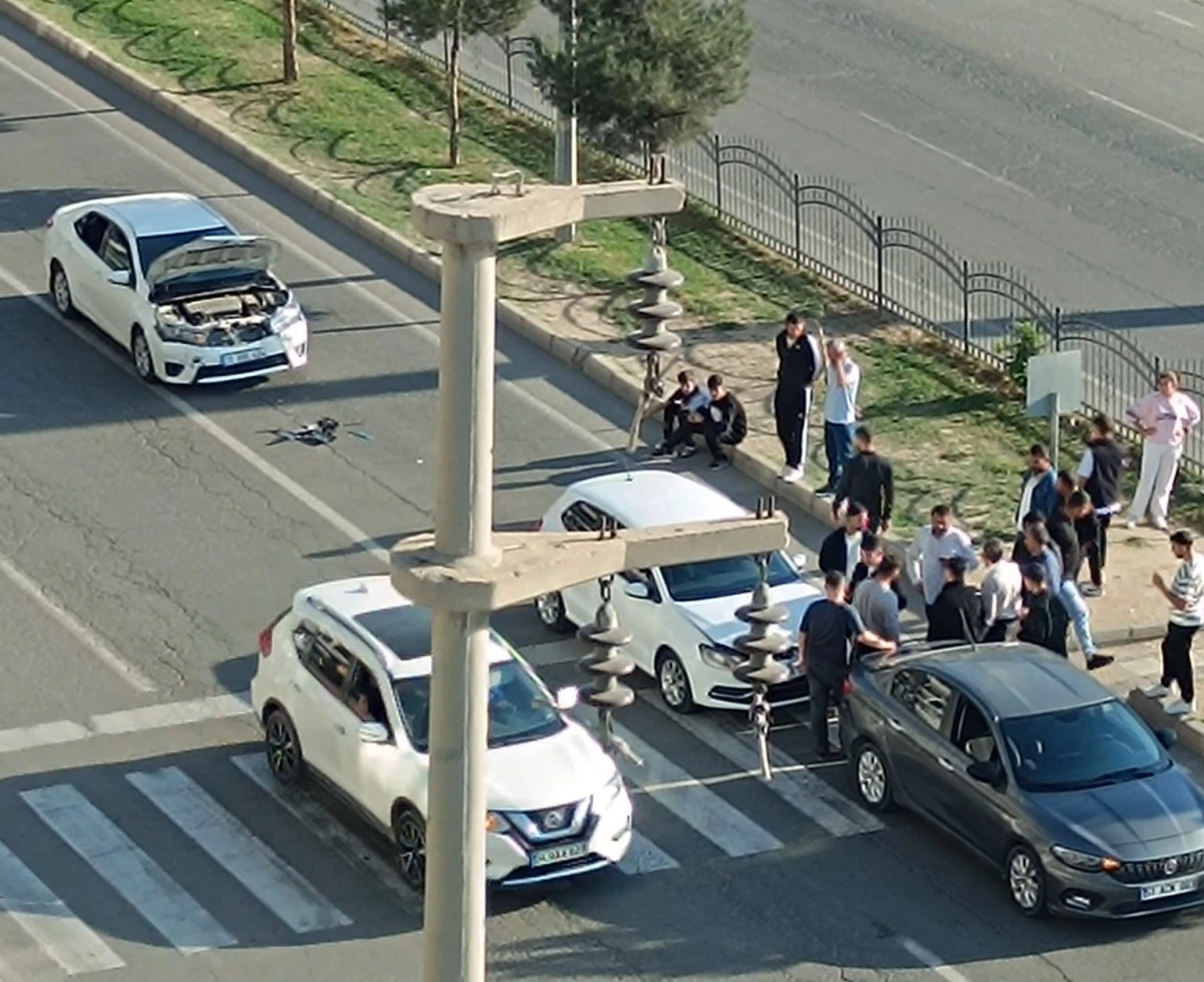 SİİRT ÇEVRE YOLUNDA ZİNCİRLEME KAZA