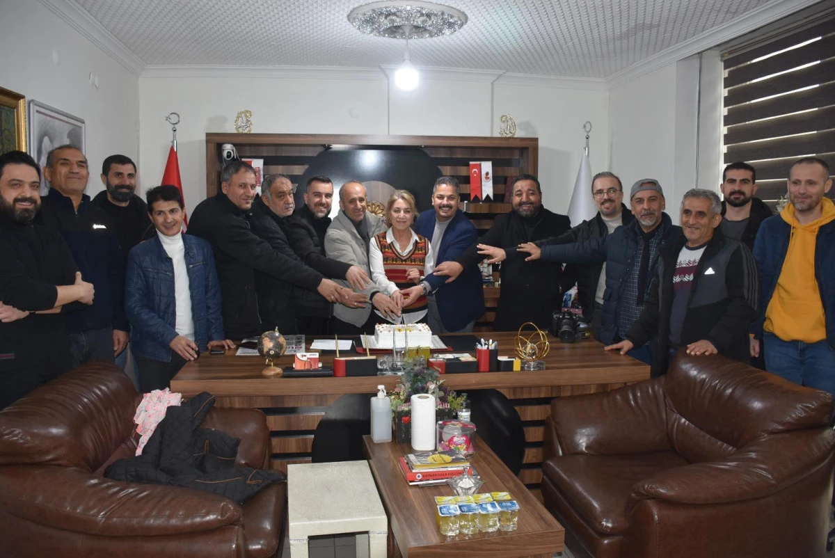 TARAFSIZ HABER 12. YAŞINI KUTLADI