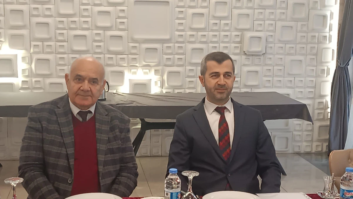 TPAO BATMAN B&Ouml;LGE M&Uuml;D&Uuml;R&Uuml; KARATAŞ, GAZETECİLERİ KAHVALTIDA AĞIRLADI