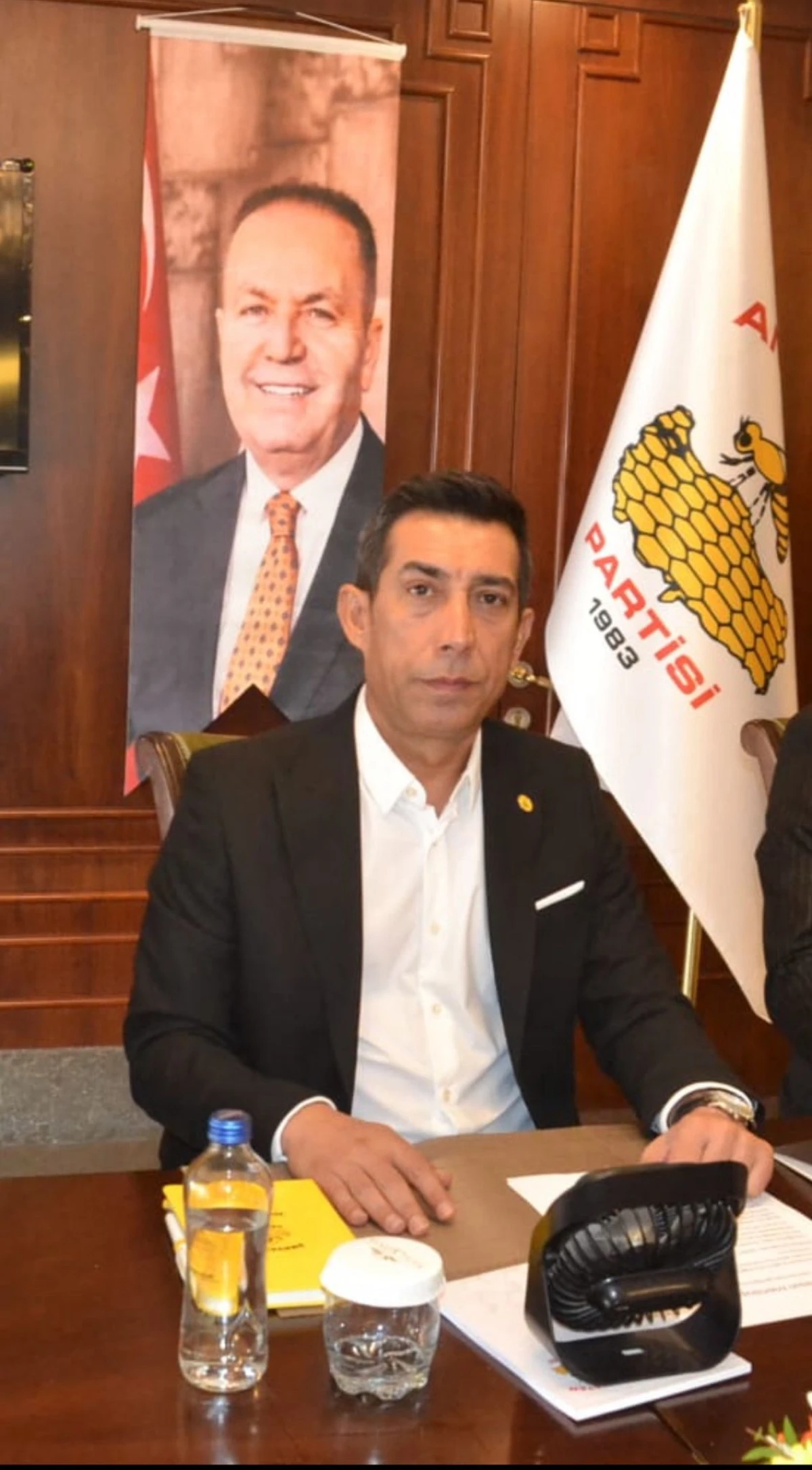 T&Uuml;Z&Uuml;N&rsquo;DEN 3 BİN 500 AİLEYE GIDA KOLİSİ VE NAKDİ YARDIM