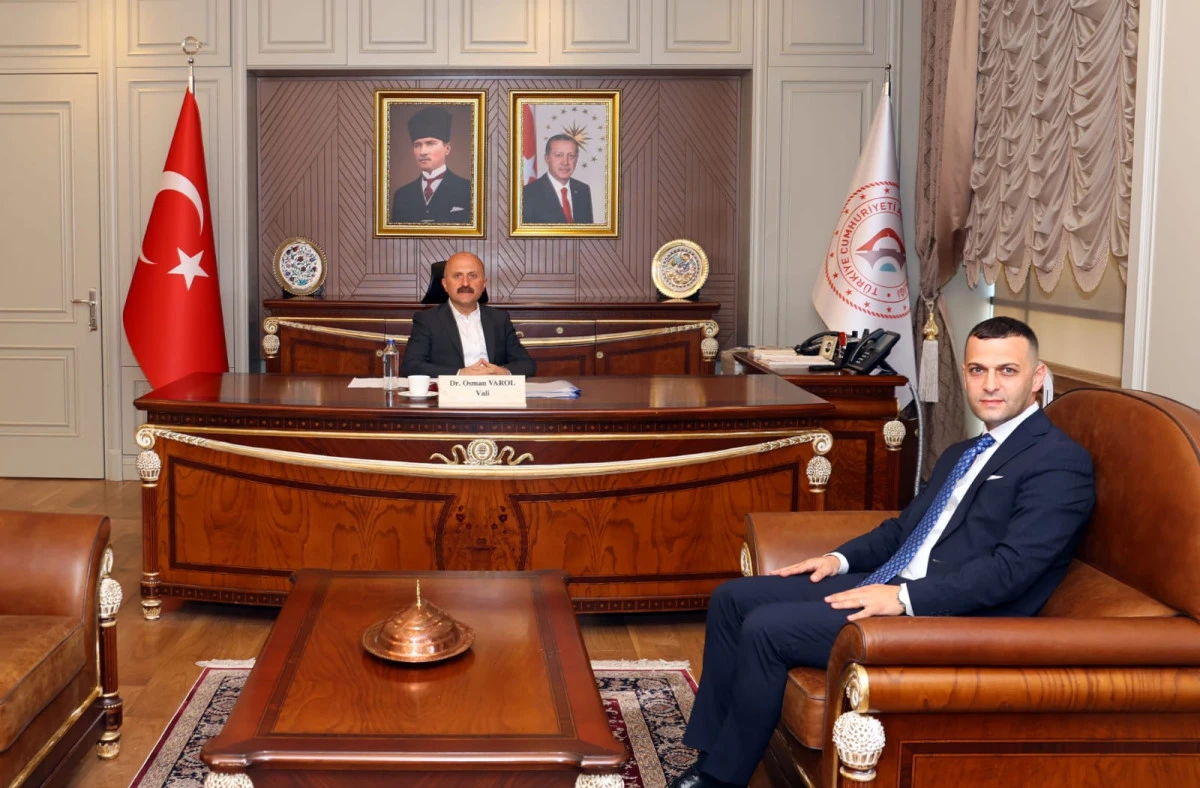 VALİ YARDIMCISI ALPEREN GÖKTAŞA SÜRPRİZ ATAMA