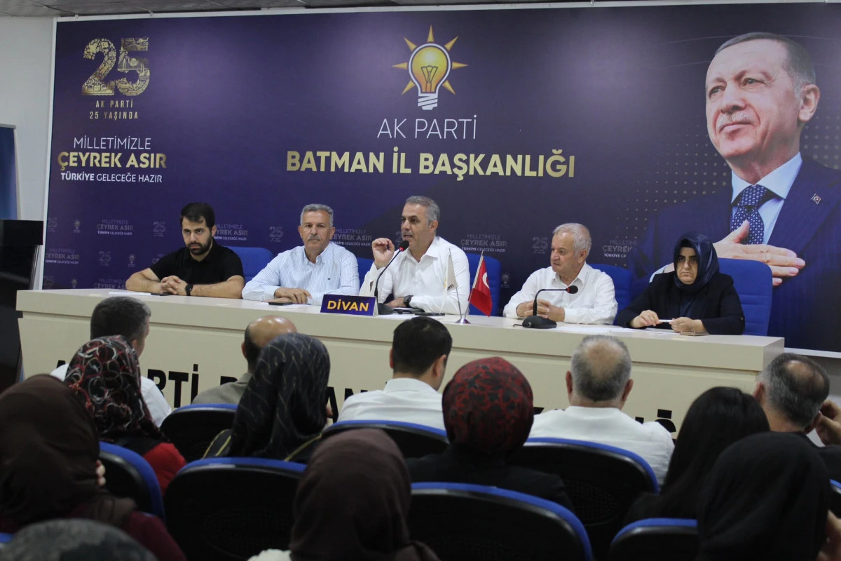 VATANDAŞIN TALEPLERİ BİR BİR HİZMETE D&Ouml;N&Uuml;Ş&Uuml;YOR